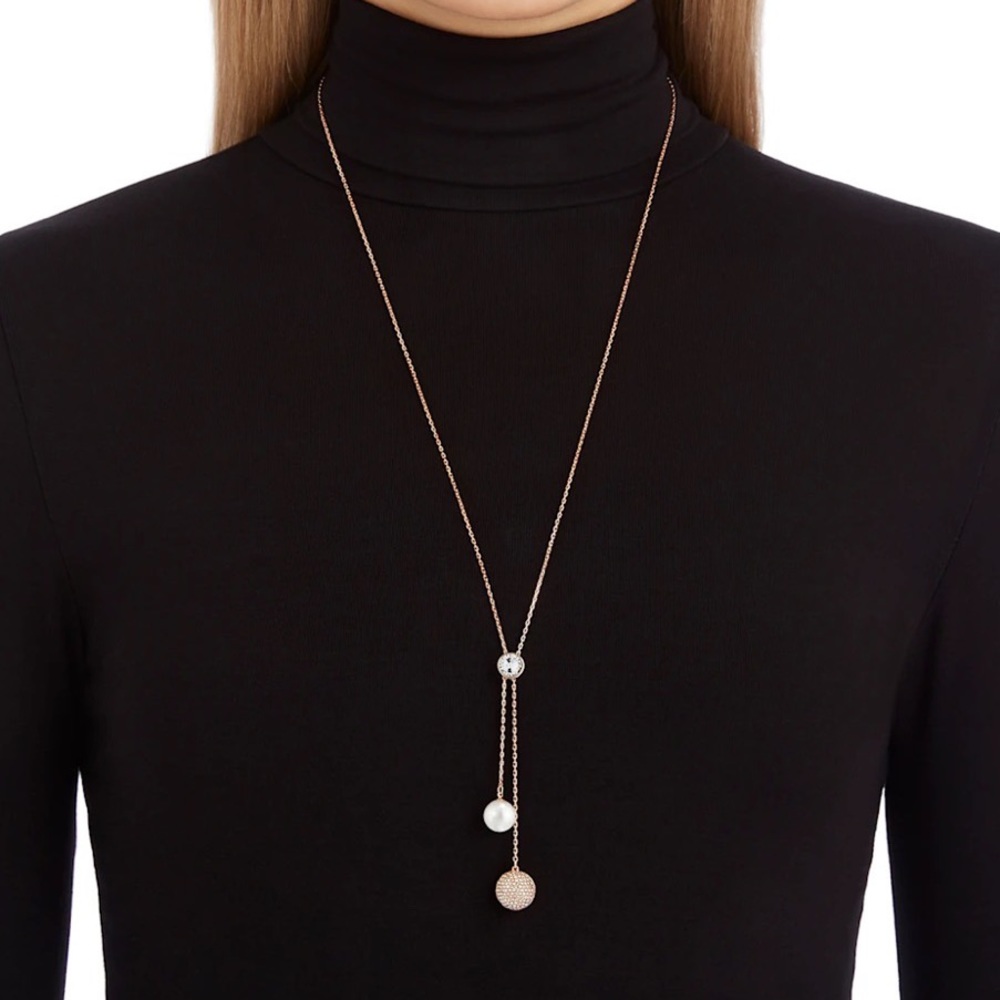 Rose Gold Swarovski crystal necklace - Picture 4 of 6